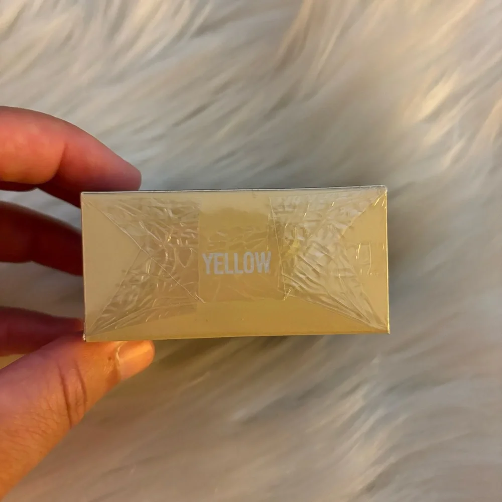 Danessa Myricks Evolution setting powder